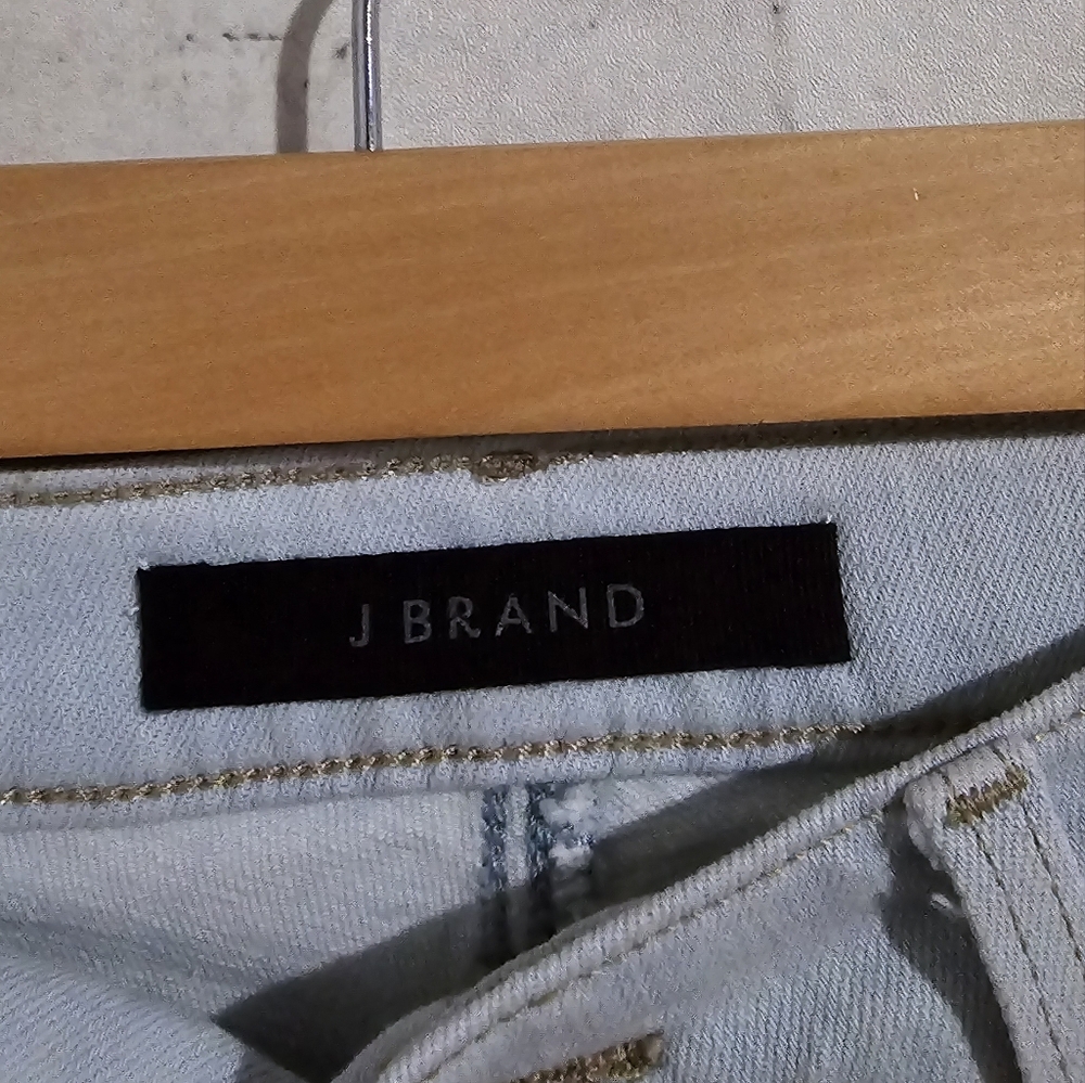 NEW J‎ Brand Adele Midrise Straight Jean Visionary Light Wash size 26 - Picture 6 of 10